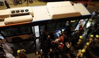مقبوضہ بیت المقدس، ڈرائیور نے بس آرتھوڈوکس یہودی مظاہرین پر چڑھا دی