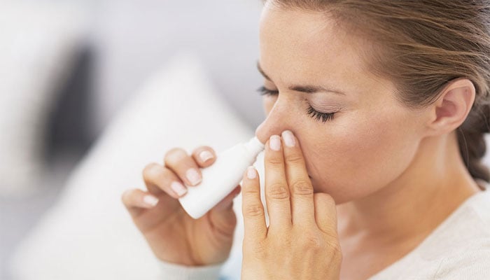 ناک کے اسپرے کا زیادہ استعمال ناقابل تلافی نقصان پہنچا سکتا ہے، ماہرین