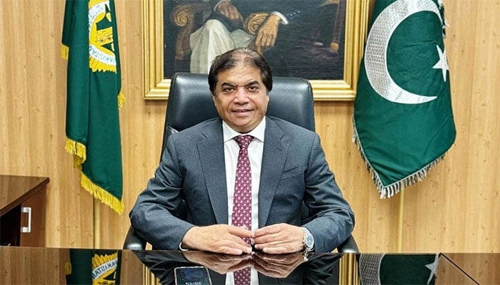 وزیر ریلویز حنیف عباسی : فائل فوٹو