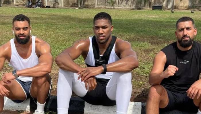Anthony Joshua pays emotional tribute to friends killed in Nigerian car crash