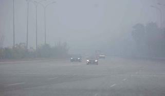 سندھ، پنجاب اور کے پی کے مختلف علاقوں میں شدید دھند