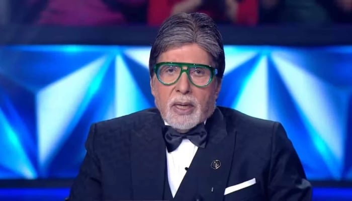 Amitabh Bachchan faces unexpected fan frenzy as chaos builds up in Surat