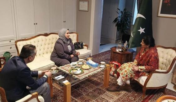 پاکستانی سفیر سعدیہ الطاف قاضی کی قطری سفارتی مشن کی سربراہ سے ملاقات