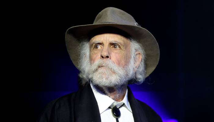 Bob Dylan pays emotional tribute to Bob Weir after his painful death