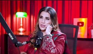 حمیرا چنا نے میوزک انڈسٹری میں اقربا پروری اور لیجنڈز کو نظرانداز کرنے پر آواز اٹھا دی