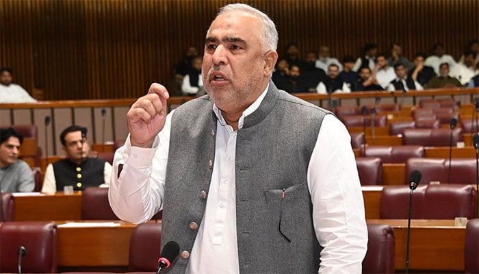 اسد قیصر : فائل فوٹو