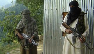 امن لشکر پر دہشتگردوں کا حملہ، 2 افراد جاں بحق، جوابی کارروائی میں 3 دہشتگرد ہلاک