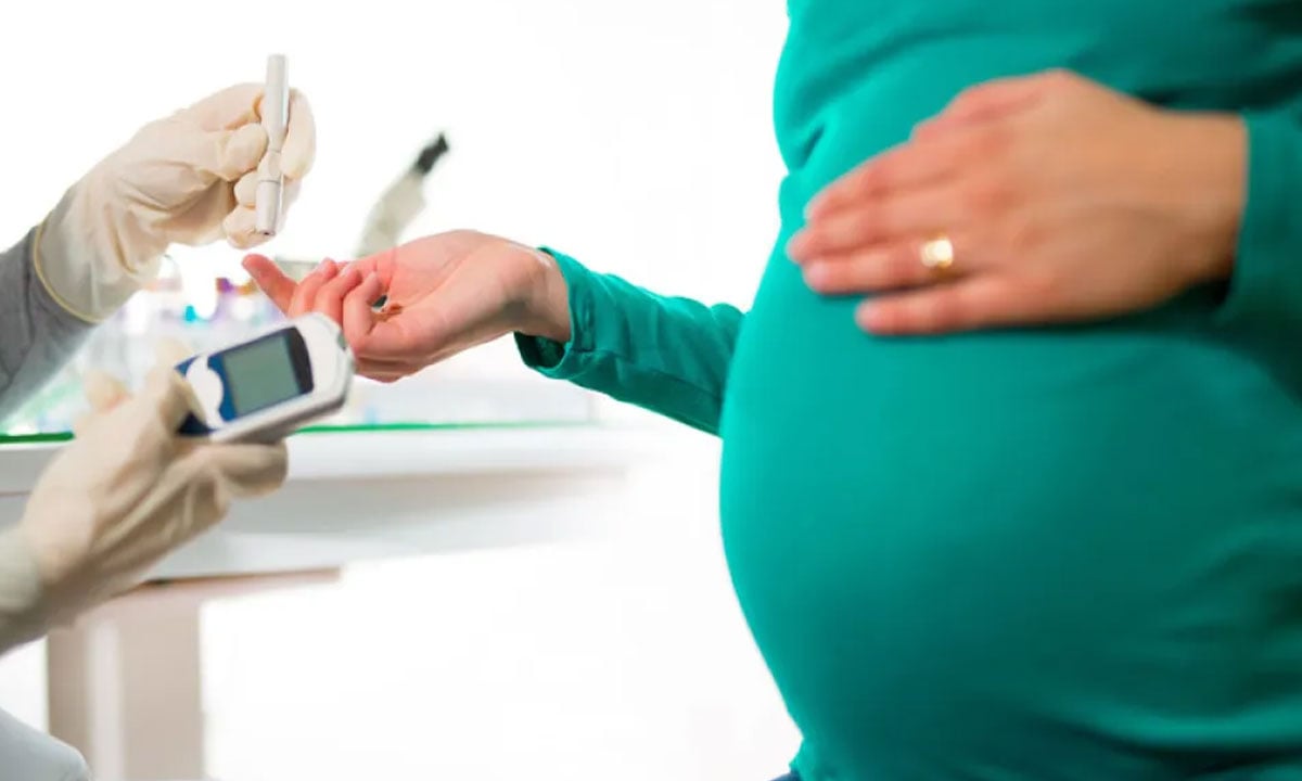 How exercise and diet can lower risk of gestational diabetes?
