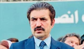 سہیل آفریدی کا دورہ سندھ سیاسی مجبوری ہے، شیر افضل مروت