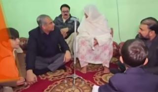 وزیر داخلہ محسن نقوی کا شہید میجر انور کاکڑ کے اہلخانہ سے اظہار تعزیت