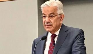  بانی پی ٹی آئی کو اقتدار میں لانے والے چاہیں گے یہ دوبارہ اقتدار میں آئیں، خواجہ آصف