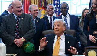 ڈونلڈ ٹرمپ نے ایران پر حملے کا فیصلہ آخری لمحوں میں تبدیل کیا، برطانوی اخبار