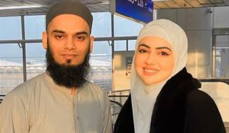 مفتی انس نے بالی ووڈ چھوڑنے کیلئے برین واش نہیں کیا، ثنا خان