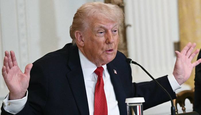 US tariffs threat looms over UK and Europe amid Greenland controversy