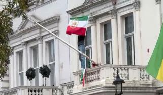 لندن ، ایرانی سفارتخانے پر پرتشدد مظاہرہ، 4 پولیس افسران زخمی، 14 افراد گرفتار