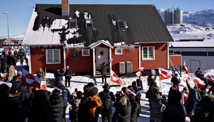 Russia mocks EU outcry over Trump’s Greenland tariffs: ‘Don’t provoke your daddy’