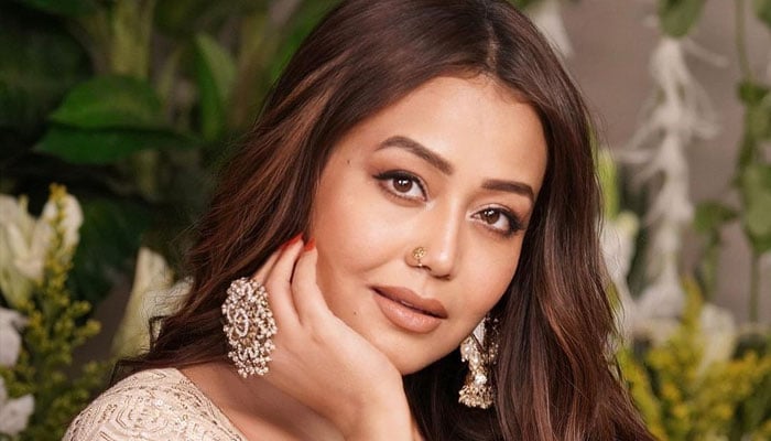 بھارتی گلوکارہ نیہا ککڑ۔فوٹو: بھارتی میڈیا