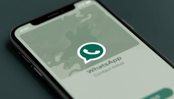 WhatsApp adds cover photo feature to make profiles more unique