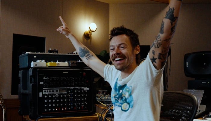 Harry Styles to drop first single Aperture from upcoming album this week