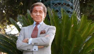 معروف اطالوی فیشن ڈیزائنر ویلنٹینو گاراوانی چل بسے