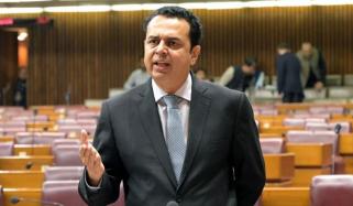 پی ٹی آئی کی پالیسیوں اور نالائقی سے کے پی جل رہا ہے: طلال چوہدری