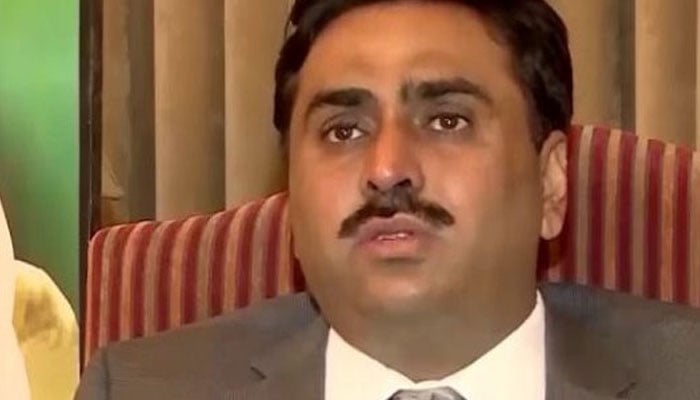 وزیرِ آبپاشی اور منصوبہ بندی و ترقی سندھ کا بی فیڈر پر ترقیاتی کاموں کا دورہ