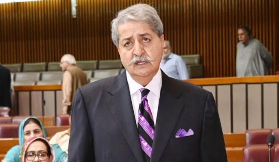 خواجہ آصف نے اٹھارویں ترمیم پر جو بات کی اسے پالیسی بیان سمجھیں گے، نوید قمر