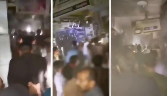 گل پلازا میں آگ لگنے کے دوران لوگوں کے باہر کا راستہ تلاش کرنے کی ویڈیو سامنے آگئی