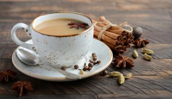 روایتی چائے سے اکتا گئے ہیں تو یہ ایرانی چائے ضرور آزمائیں