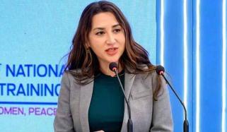 امریکی ناظم الامور نیٹلی بیکر کا نوشہرہ کا دورہ