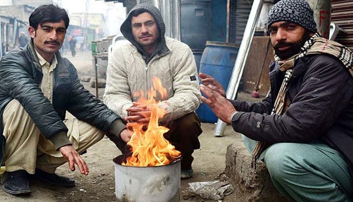 کراچی کا درجہ حرارت 8، سردی کی شدت 4 ڈگری سینٹی گریڈ محسوس کی جانے لگی