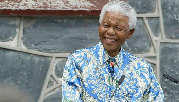 Nelson Mandelas collection of personal items cleared for US auction