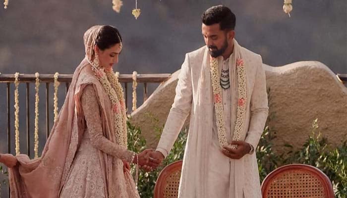 Athiya Shetty celebrates 3rd wedding anniversary with heartfelt post