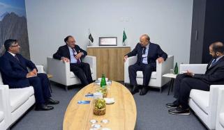 وزیر خزانہ کی سعودی وزیر سرمایہ کاری سے ملاقات، اقتصادی شراکت داری کے فروغ پر گفتگو 