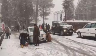 خیبرپختونخوا میں بارش اور برفباری کے دوران حادثات میں 9 افراد جاں بحق ہوئے: پی ڈی ایم اے