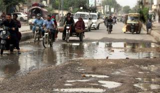 کراچی کی 418 سڑکوں کی از سر نو تعمیر کا فیصلہ 