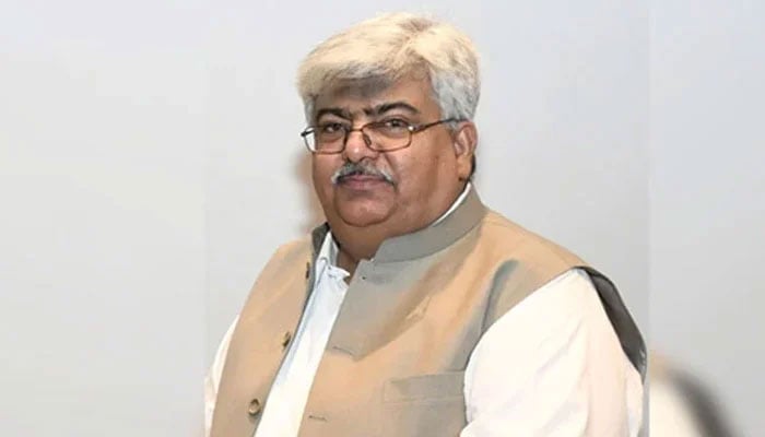 چیئرمین ایف بی آر راشد محمود لنگڑیال—فائل فوٹو