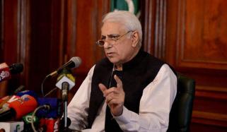 کیا ہم سابق چیف جسٹس ثاقب نثار کا کردار بھول گئے؟ عرفان قادر