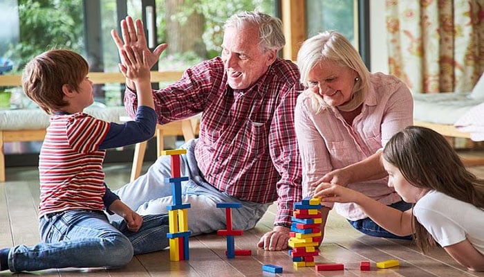بچوں کی اولادوں کی دیکھ بھال کرنیوالے گرینڈ پیرنٹس سے متعلق نئی تحقیق