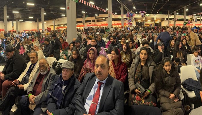 دی ہیگ کے خوبصورت ہال میں پاکستان فیسٹیول کا انعقاد