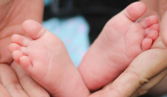 شکرگڑھ: خاتون کے ہاں ایمبولینس میں بچے کی پیدائش