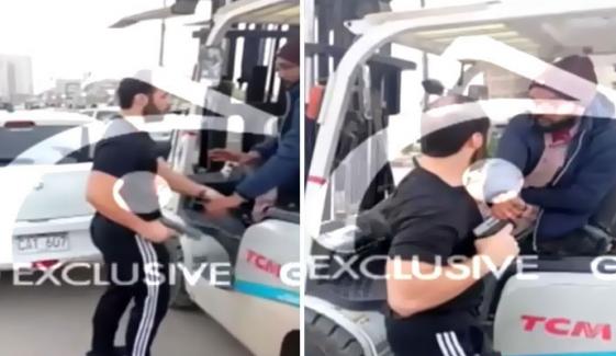 کراچی، شاپنگ مال کے باہر لفٹر سے جھگڑا، کار سوار نے پستول نکال لیا