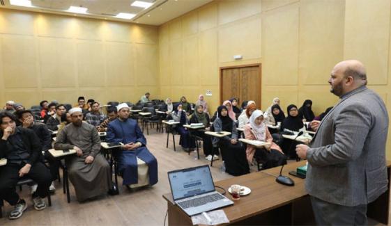 مصری دار الافتاء نے قرآن مجید کی تفسیر کیلئے اے آئی کے استعمال کو ممنوع قرار دیدیا