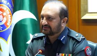 آئی جی سندھ کا مصطفیٰ کمال اور خالد مقبول کی سیکیورٹی واپس لینے پر لاعلمی کا اظہار