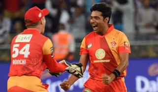 اسلام آباد یونائیٹڈ نے لیوک رونکی کو ٹیم کا نیا ہیڈ کوچ مقرر کر دیا