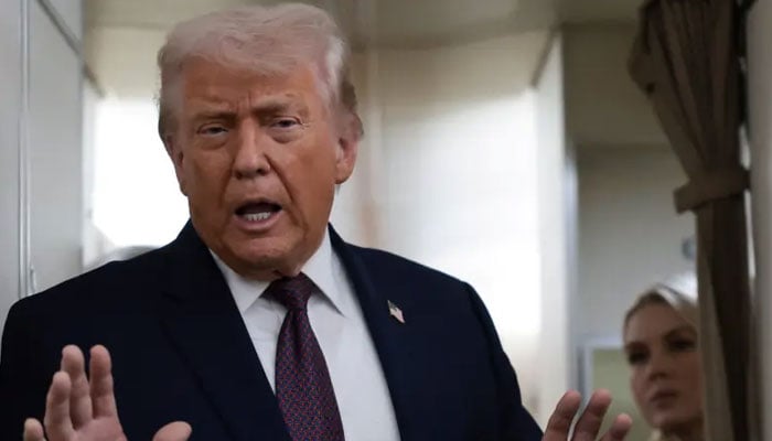 وقت تیزی سے ختم ہو رہا ہے اور معاملہ واقعی نہایت اہم ہے، میں نے ایران سے پہلے بھی کہا تھا معاہدہ کرلو، ڈونلڈ ٹرمپ - فوٹو: فائل