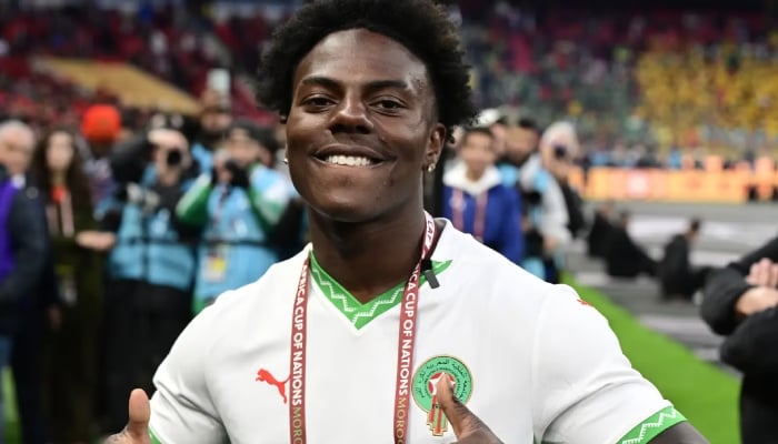 YouTube star IShowSpeed receives Ghanaian passport as Africa tour ends