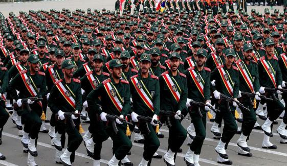 ایران امریکا کشیدگی: ایران کا بھی آبنائے ہرمز میں فوجی مشقوں کا اعلان