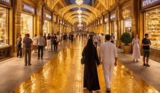 دبئی میں دنیا کی پہلی سونے کی سڑک بنائی جائے گی