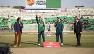 پہلا T20، پاکستان کا آسٹریلیا کیخلاف بیٹنگ کا فیصلہ